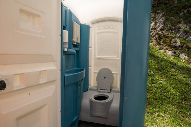 Portable Toilet Options We Offer in Paradise Valley, AZ